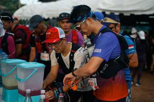 BIB: 
                            <button type="button" onclick="openModal(25266884)" class="btn btn-primary btn-sm float-right btn-popup" data-toggle="modal" data-target=".modal-high-quality">
                        <i class="fas fa-shopping-cart"></i> Add to Cart
                    </button>
                                            <button type="button" onclick="isThisMe(25266884, true)" class="btn btn-success btn-sm float-right btn-popup btn-isme hidden" data-toggle="tooltip" data-placement="bottom" title="นี่คือรูปของคุณใช่ไหม คลิกที่นี่เพื่อเอาเข้าอัลบั้ม">
                        <i class="fas fa-plus"></i> Add to album
                    </button>
                    <button type="button" onclick="isThisMe(25266884, false)" class="btn btn-warning btn-sm float-right btn-popup btn-isnotme hidden">
                        <i class="fas fa-ban"></i> Remove from album
                    </button>